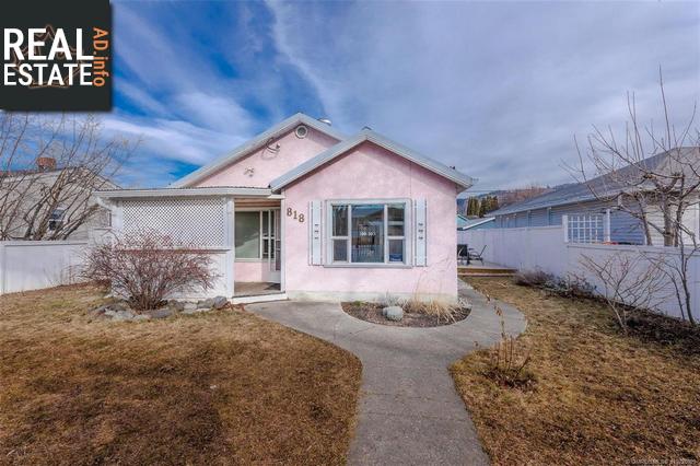Property 818 Wilson Avenue main img