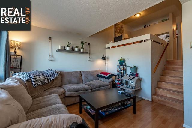 Property #29 3800 40 Avenue img1