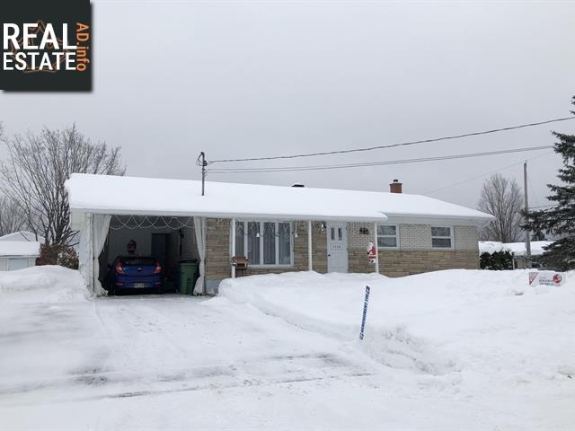Property 1100 Av. Du Parc main img