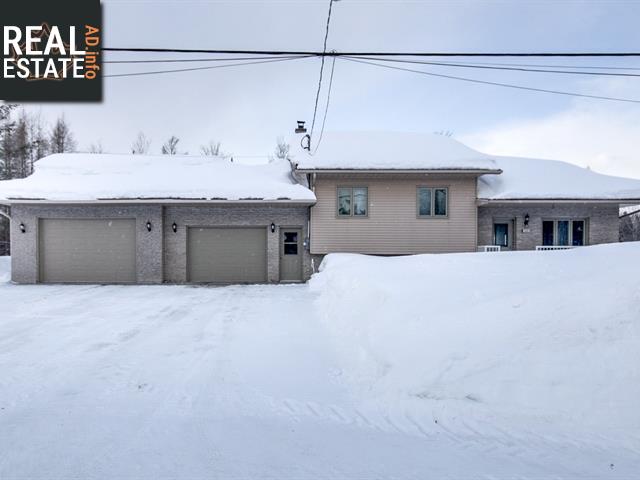 Property 140 Av. Richard main img