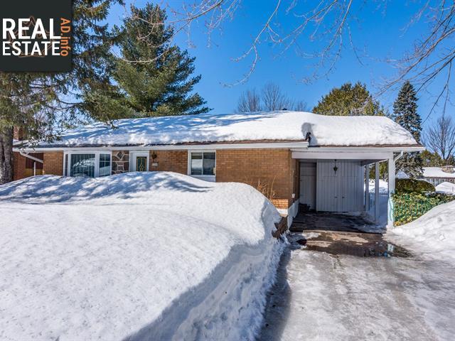 Property 1226 Rue Des Saules main img
