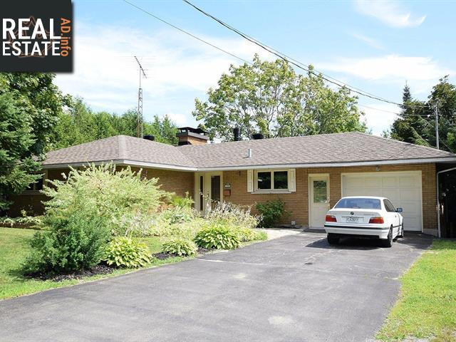 Property 330 Rue Sherbrooke main img