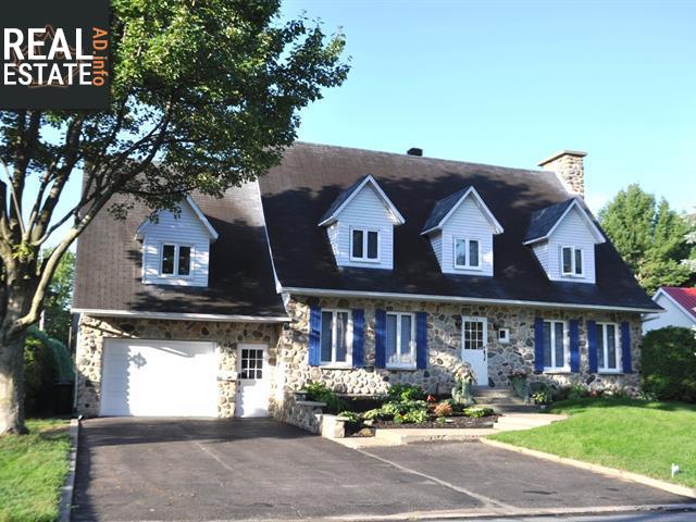 Property 240 Rue Moge main img