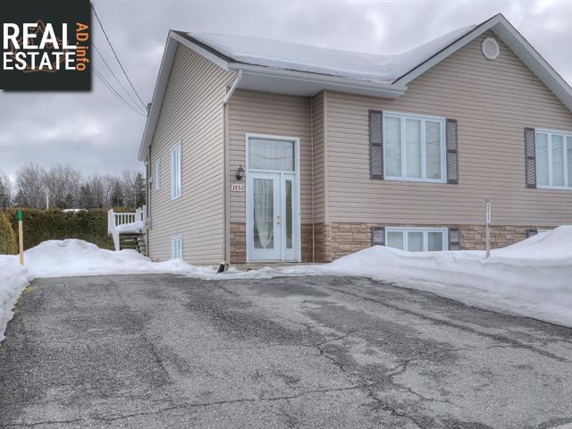 Property 1253 28e Rue main img