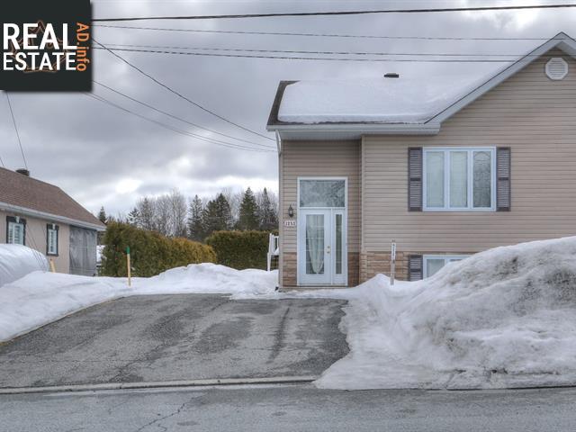 Property 1253 28e Rue img1