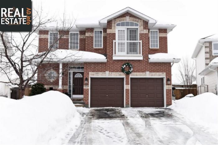 Property 1915 Schroeder Crescent main img