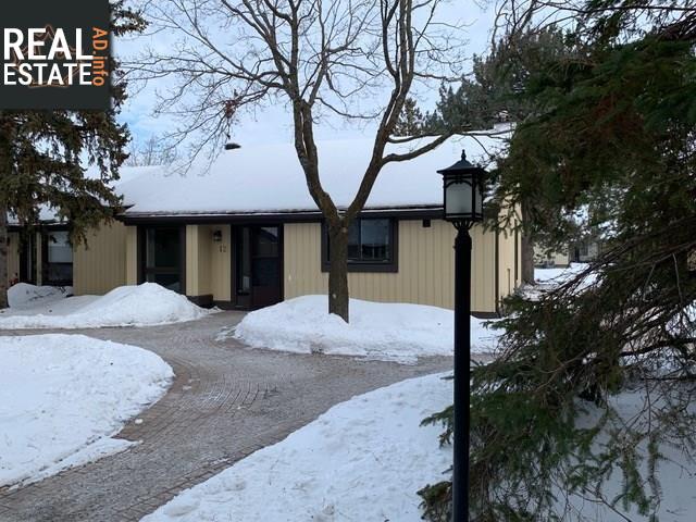 Property 12 Pebble Beach Court main img