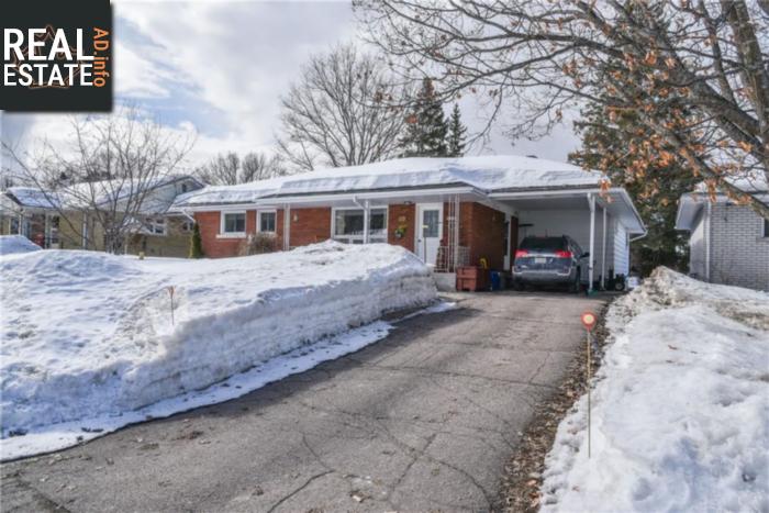 Property 40 Highland Crescent main img