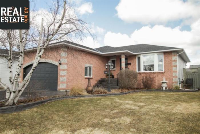 Property 1741 Macintyre Avenue main img