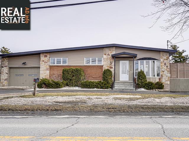 Property 2275 Ch. Bellerive main img