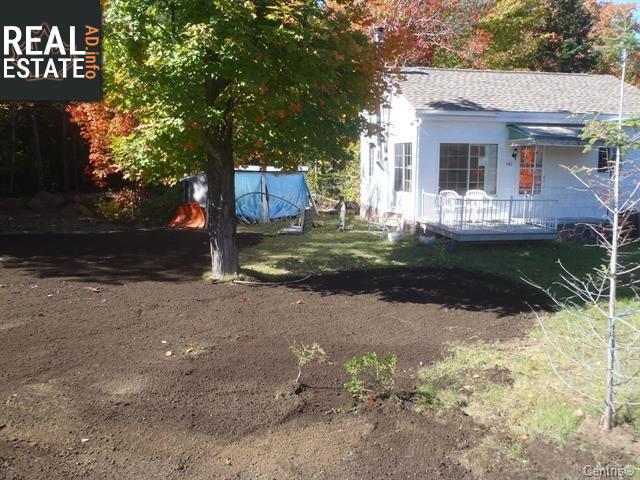 Property 181 Av. Celina main img