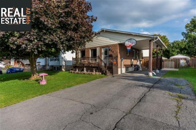 Property 332 Meadowvale Crescent main img