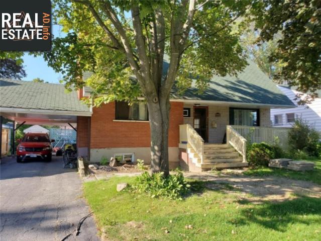 Property 1503 Jane Street main img