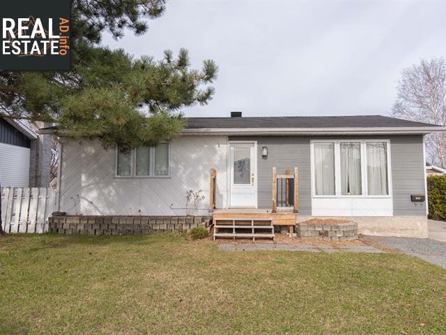 Property 198 Rue Thibault main img