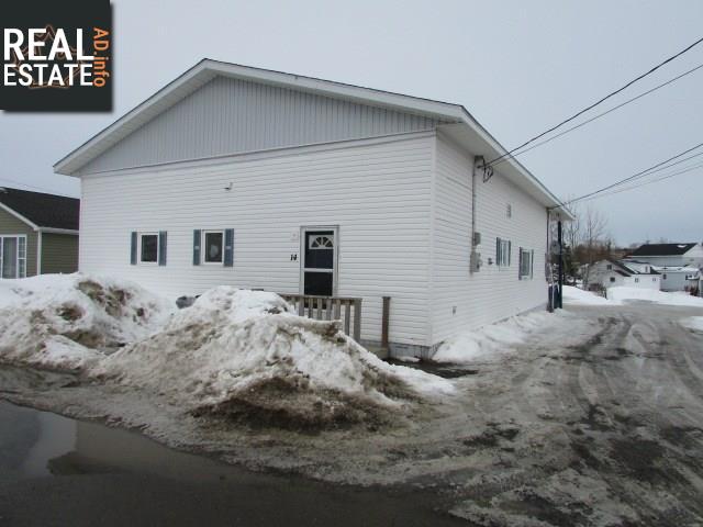 Property 14 Seventeenth Avenue main img