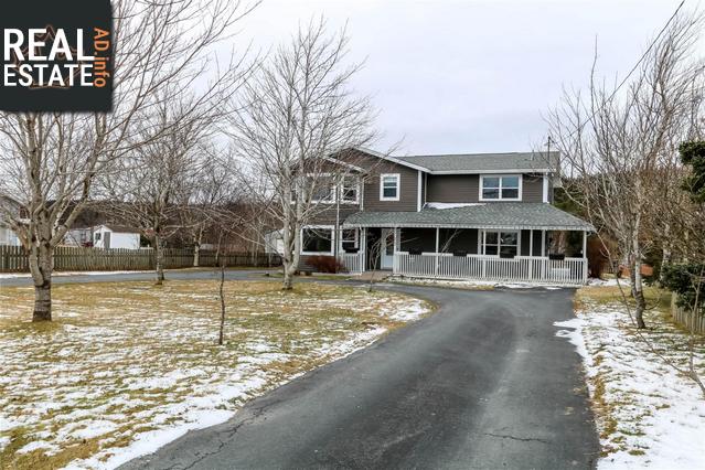 Property 1613 Torbay Road main img