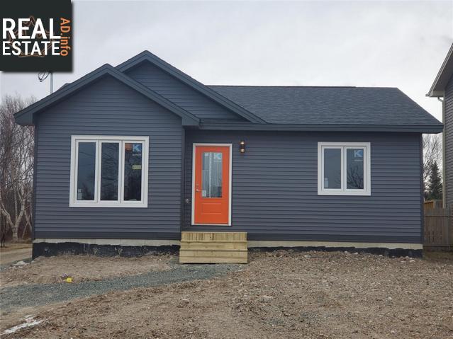 Property 8 Bayview Heights main img