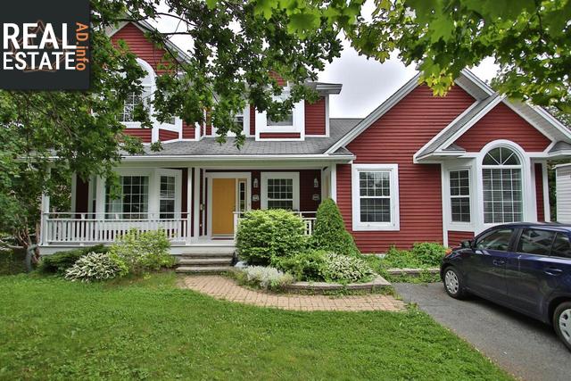 Property 60 Squires Avenue main img