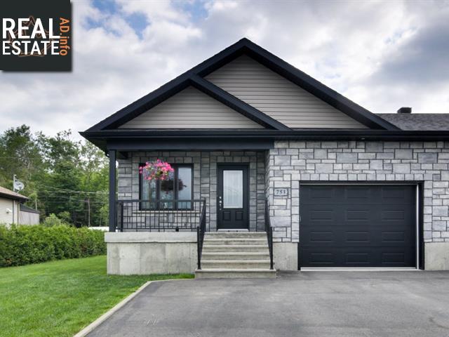 Property 751 Av. Des Dalles main img