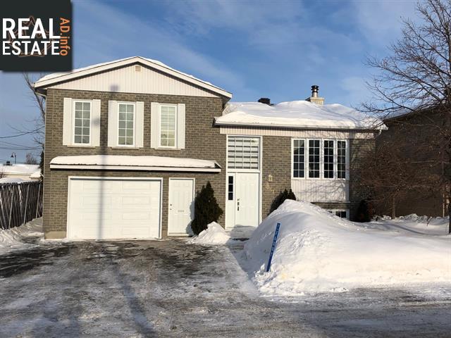 Property 341 Boul. Goyer main img