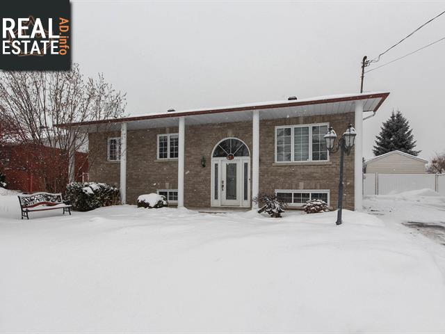 Property 7 Rue Latour main img