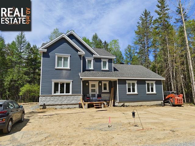 Property 815 Rue De La Colline main img