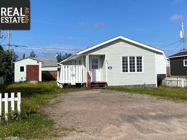 Property 20 Burry Crescent main img