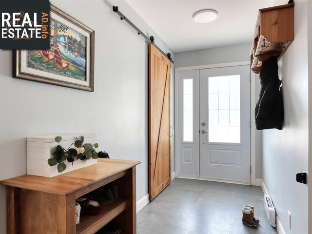 Property 2092 Rue De La Visitation img1