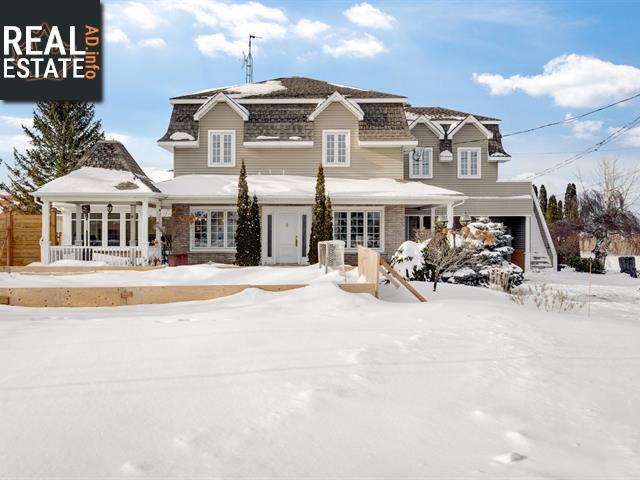 Property 2490 Rue Principale main img