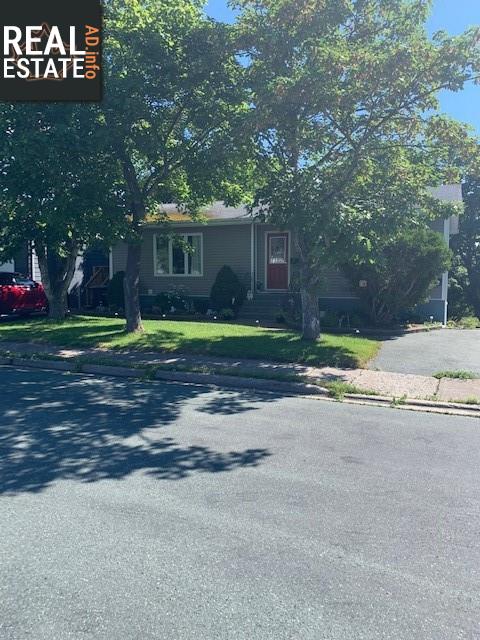 Property 10 Diefenbaker Street main img