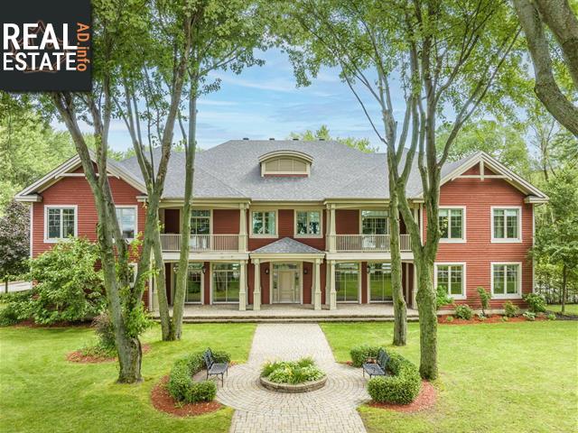 Property 106-132 Av. De Venise E. main img