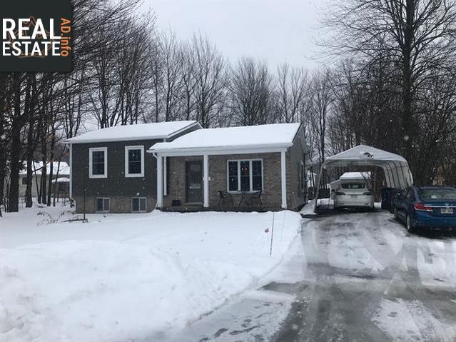 Property 15 Rue Cormier main img