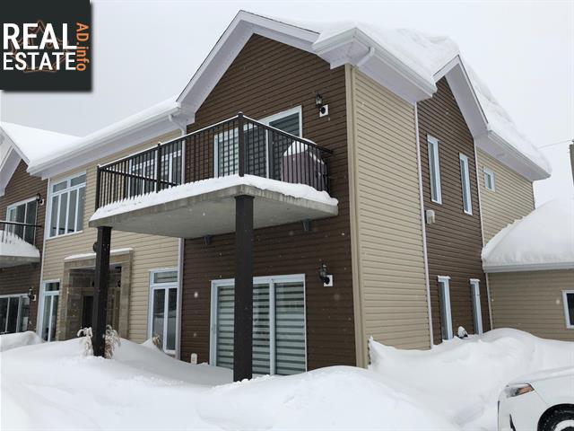 Property #104-742 Rue St-Alphonse S. main img