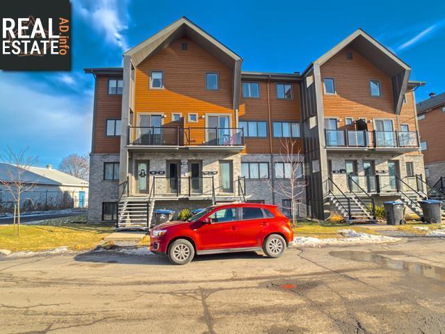 Property 175-202 Rue St-Pierre main img