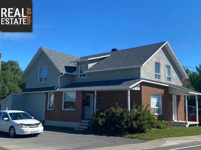 Property 174 Av. Du Sanatorium main img