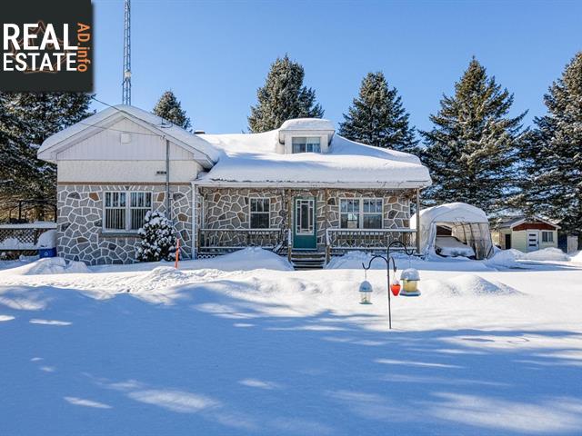 Property 7680 Av. Nicolas-Perrot main img