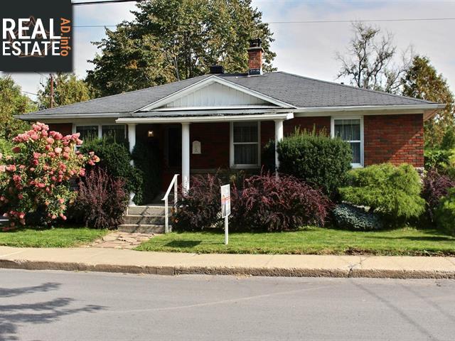 Property 3 Rue Bouthillier N. main img