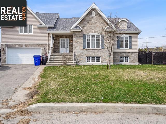 Property 17215-17217 Rue Andre-Prevost main img