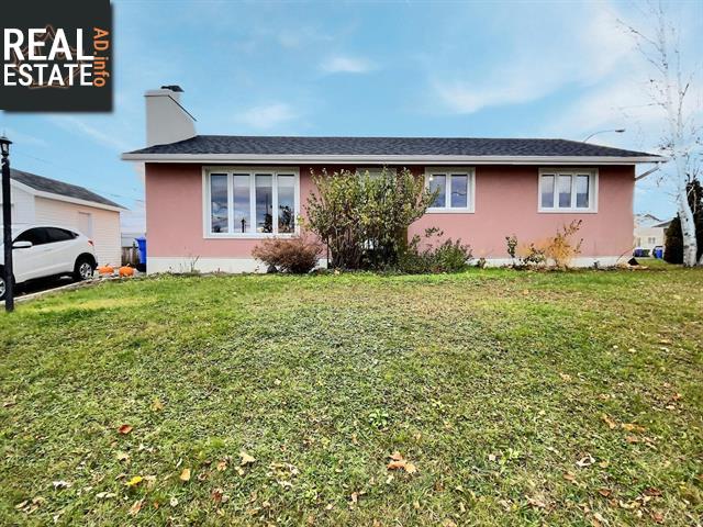 Property 11 Rue Trudel main img