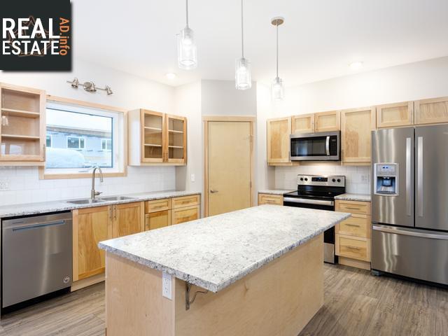 Property 2-30 Goddard Way main img