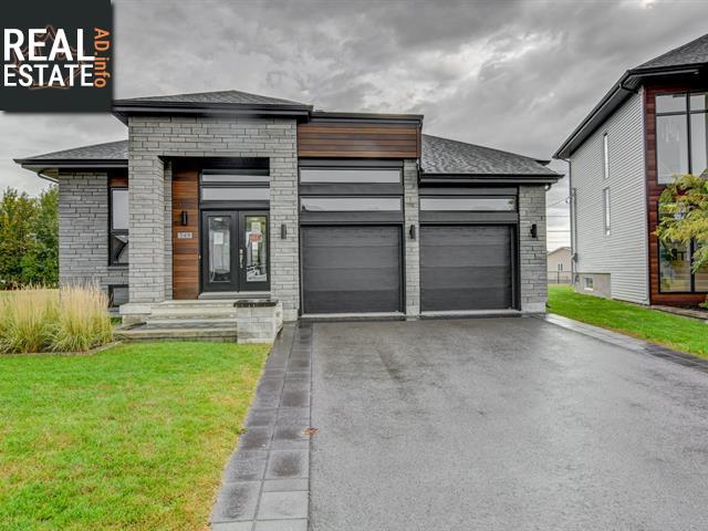 Property 349 Boul. Laurette-Theoret main img