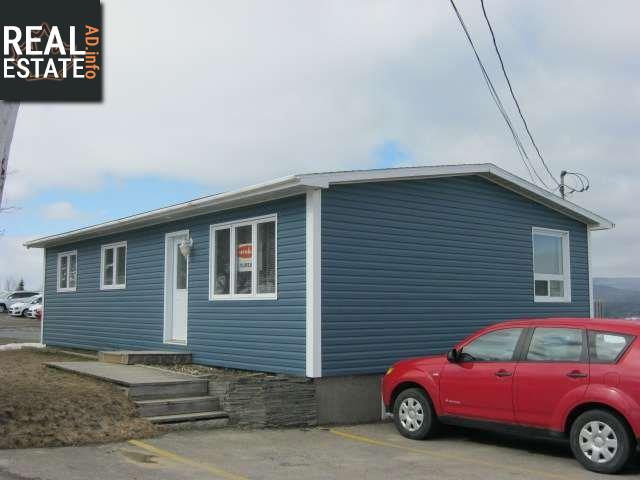 Property 104 Boul. De Gaspe main img