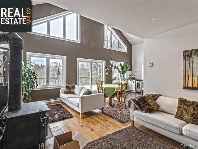 Property 1985 Rue Labonte main img