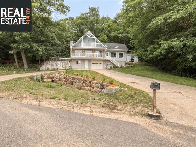 Property 7201 Ch. Desautels main img