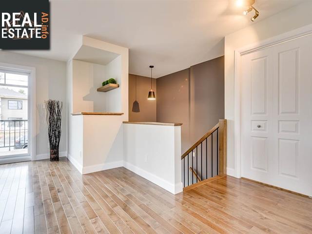 Property 210 Rue Du Coteau img1