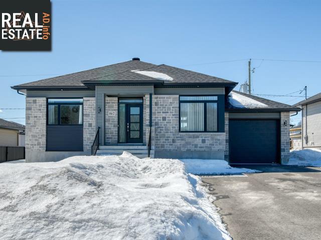 Property 162 Av. Du Littoral main img