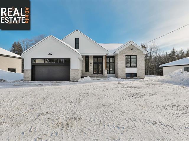 Property 307 Rue John-Ryan main img