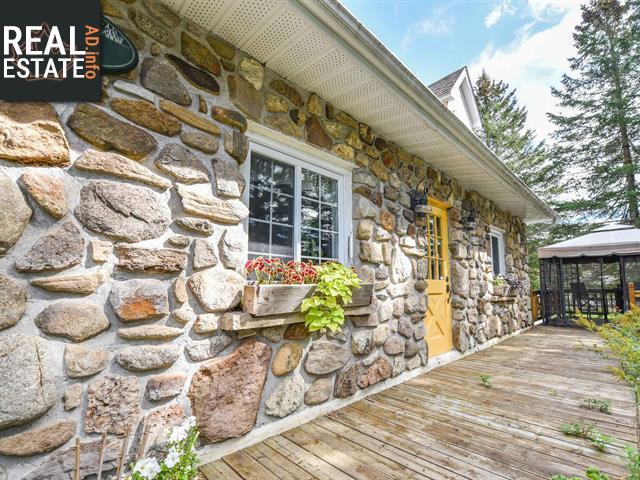 Property 26 Rue Daniel main img