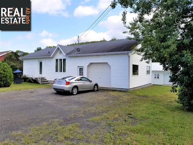 Property 1415 Route Du Grand-Detour main img