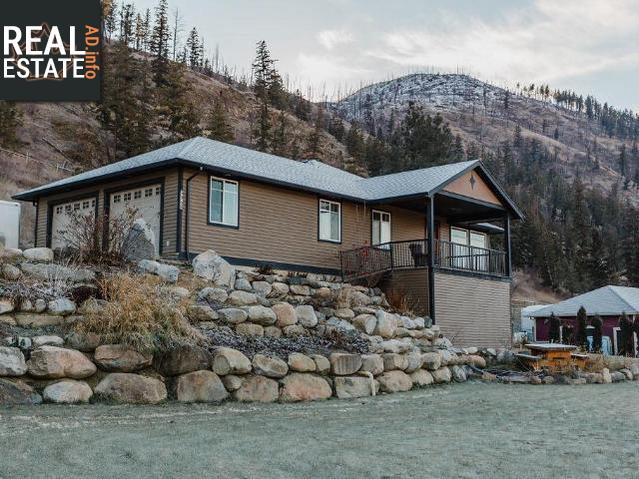 Property 5068 Yellowhead Highway main img